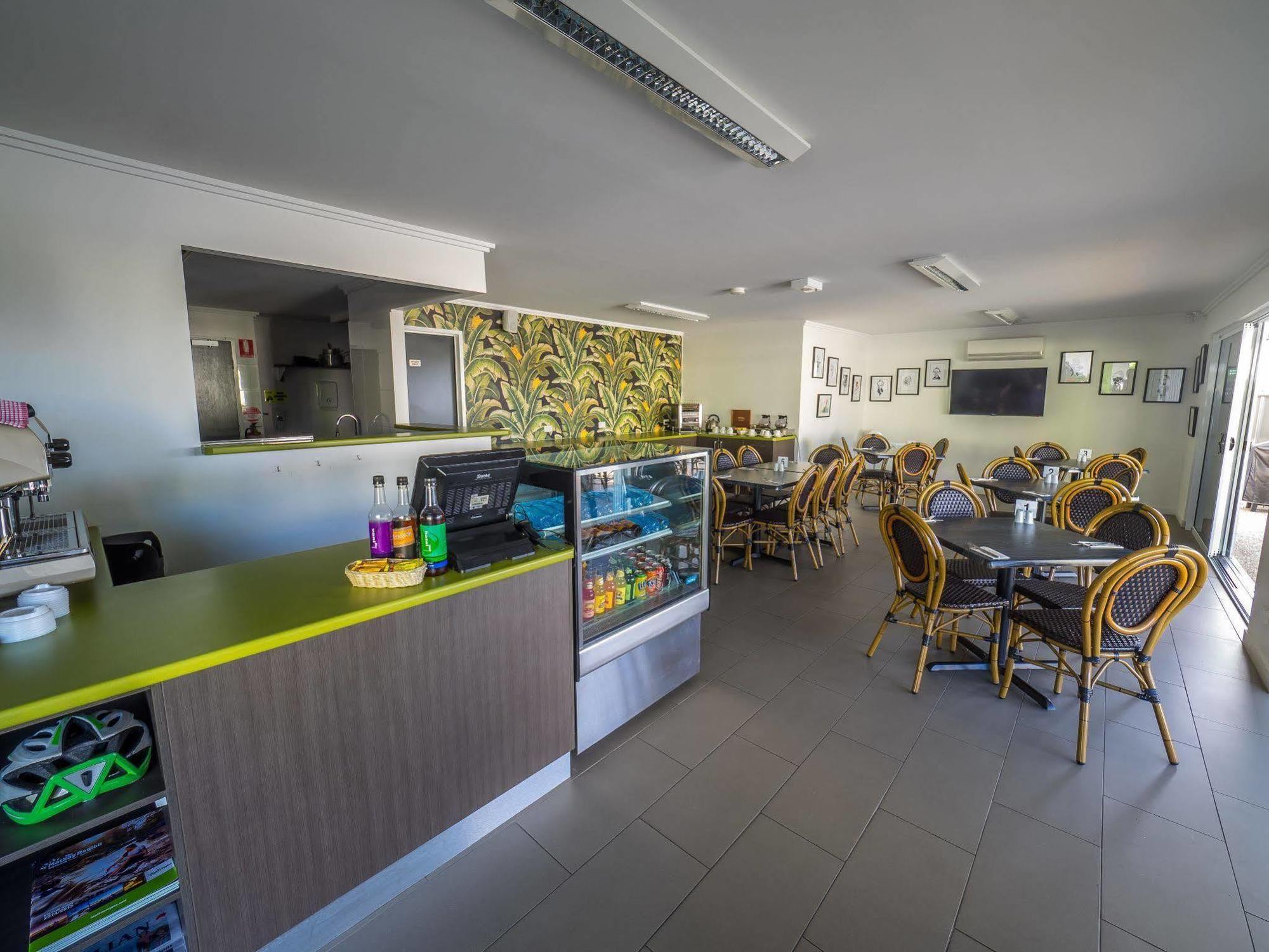 Mackay Oceanside Central Hotel Official Ngoại thất bức ảnh