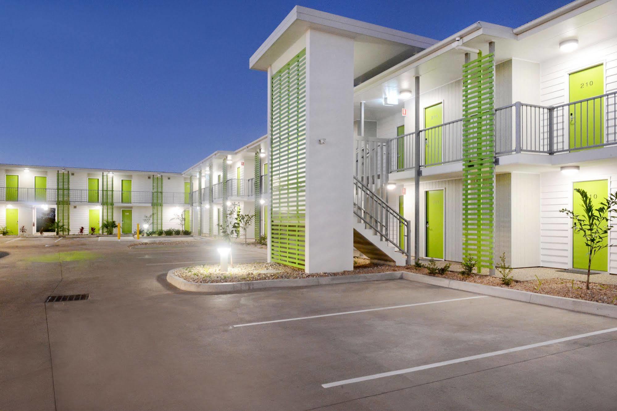 Mackay Oceanside Central Hotel Official Ngoại thất bức ảnh